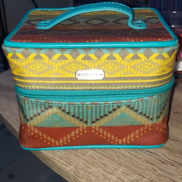 Silpada Handbags - Make up bag
